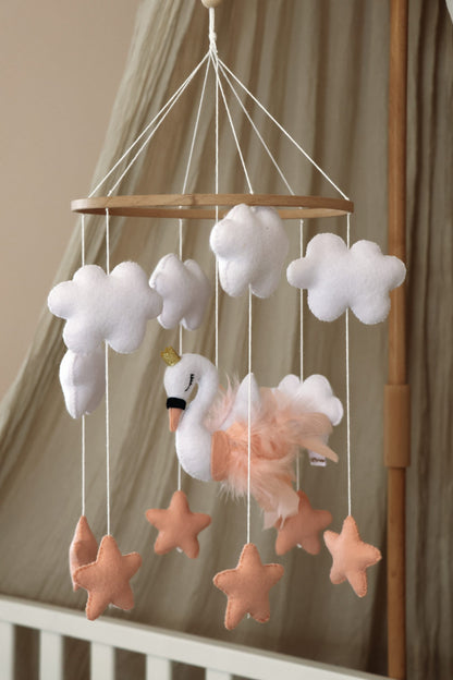 babymobile swan