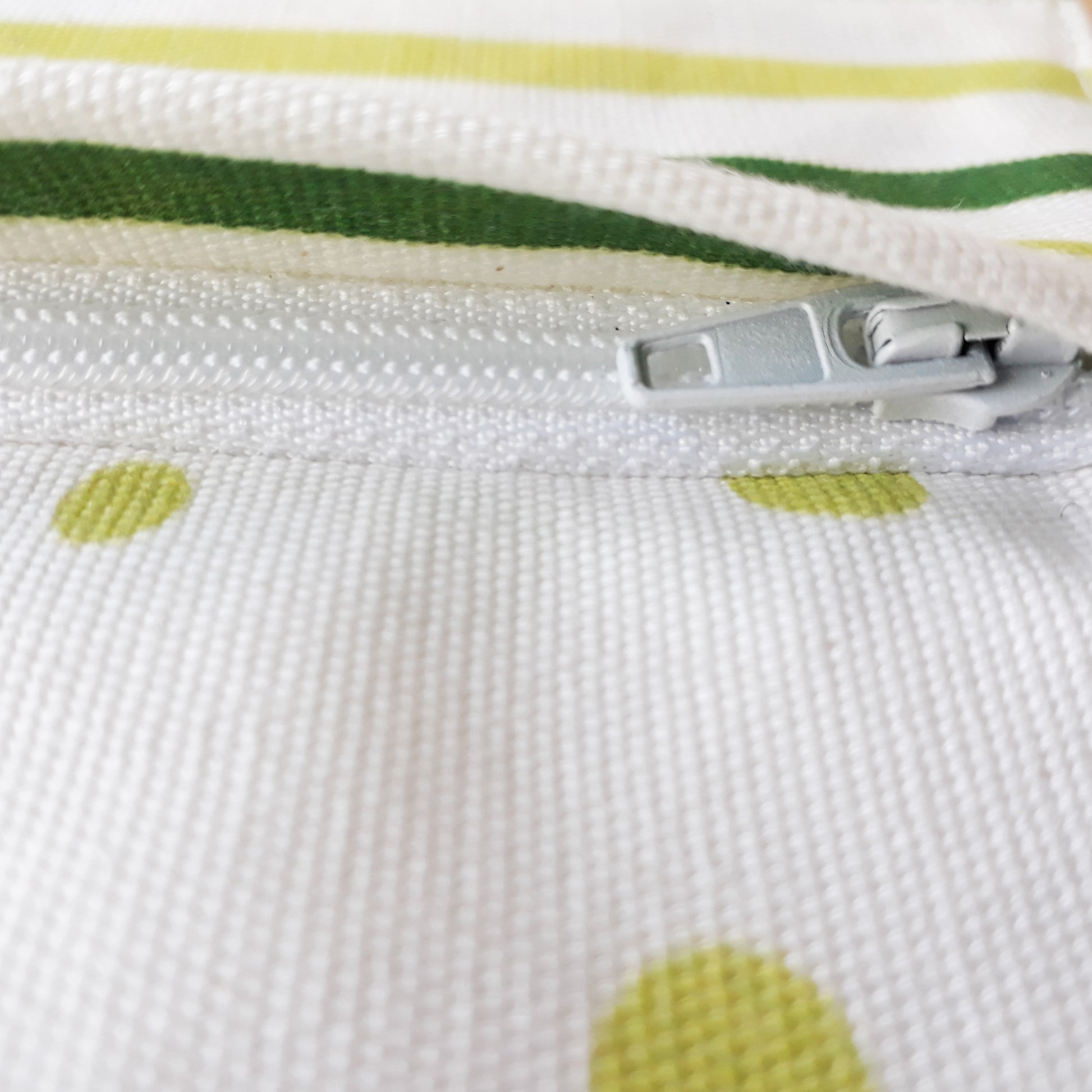 Pencil Case Long Avocado-2